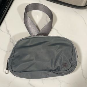 Lululemon OG belt bag